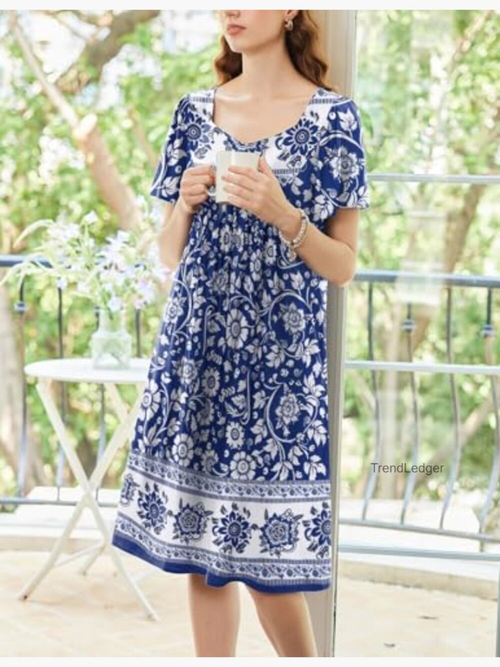 Women's House Dress - Pleated Nightgown with Pockets, V-Neck, Short Sleeves - Picture 5 of 6